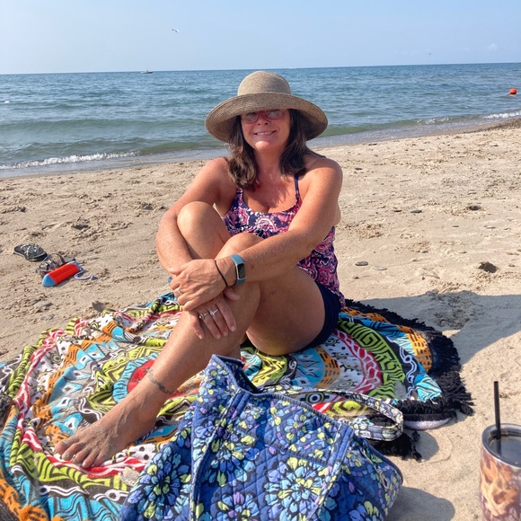 Meet your Posher, Sarah - Picture 1 of 1